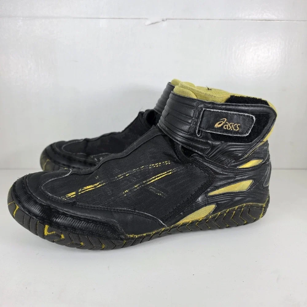 Asics tags rubbed